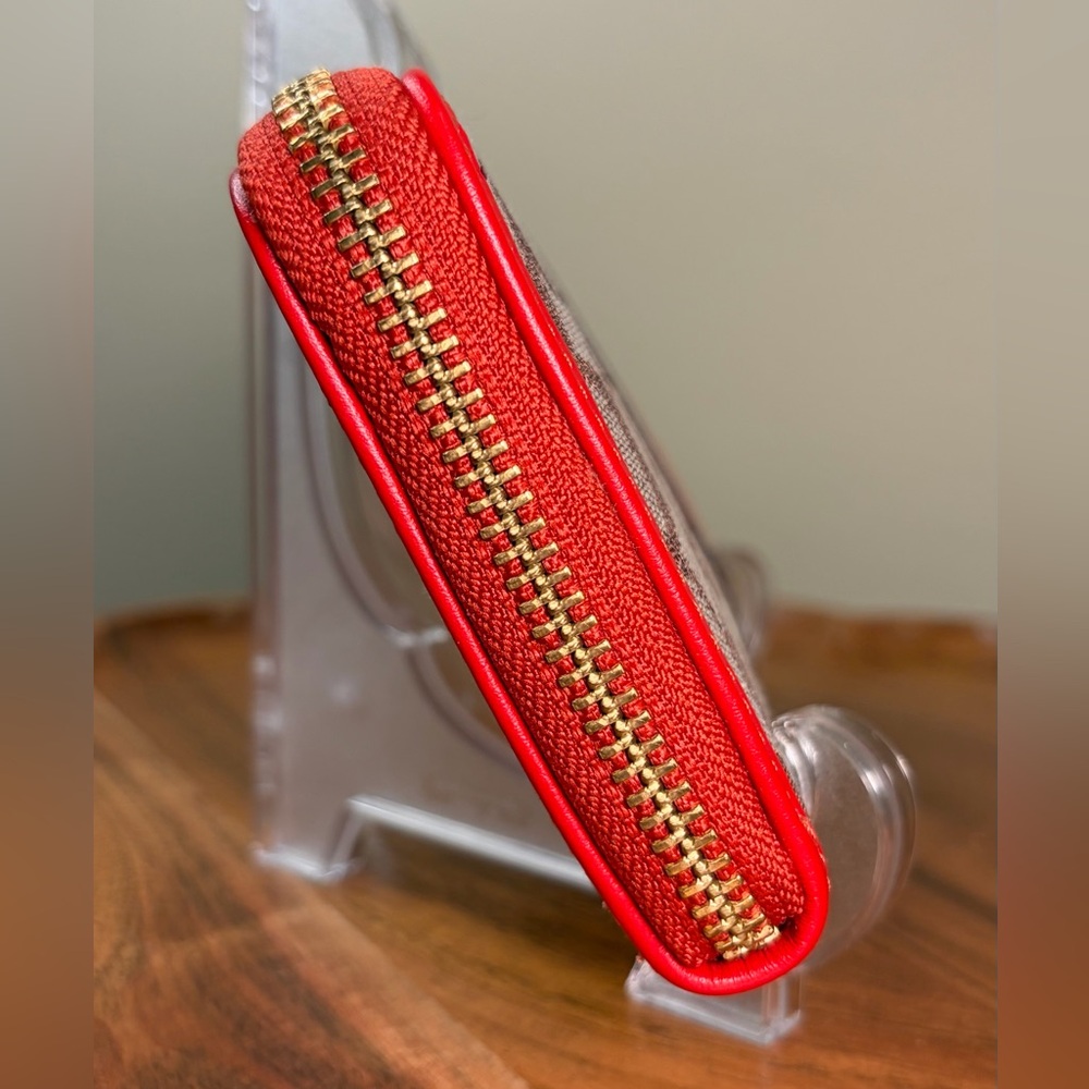 Coach Signature Jacquard Red Leather Slim Accordion Wallet C5731B Like New - Picture 9 of 13